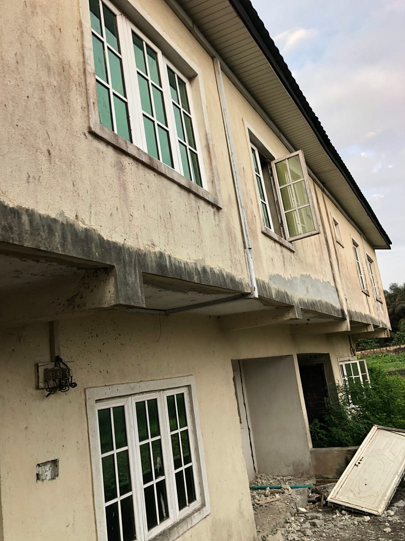A Large Newly Built Carcass 4 Bedroom Corner-piece Terraced Duplex
